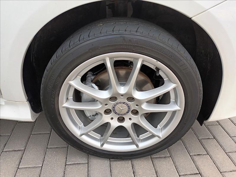 Mercedes-Benz Třídy B 2,0 i,B 200,100kw,TAŽNÉ,VÝHŘEV - fotka 25 z 33