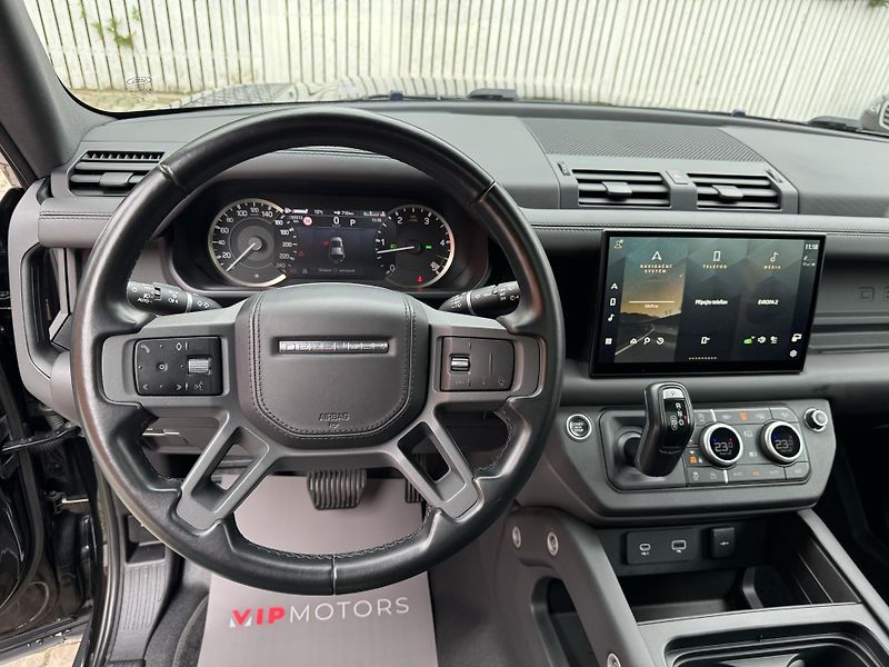 Land Rover Defender D300-R DYNAMIC-BLACK-R22 - fotka 17 z 41