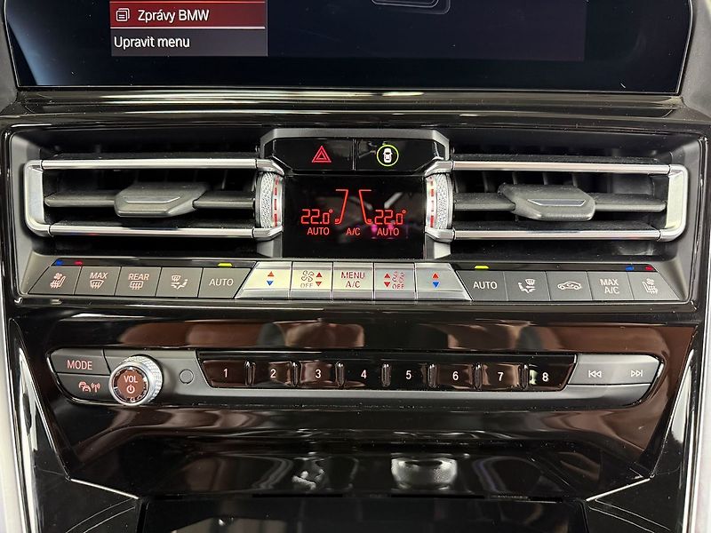 BMW Řada 8 M850i xDrive INDIVIDUAL LASER, - fotka 26 z 32