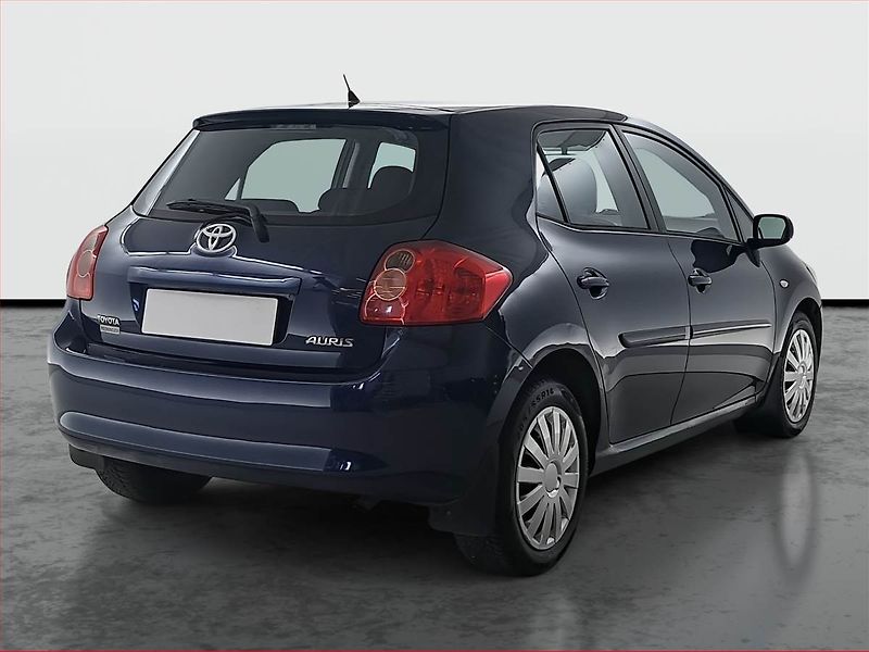 Toyota Auris (2008) 1.4 D-4D, Serv.kniha - fotka 5 z 17