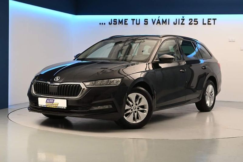 Škoda Octavia (2021) 2.0 LED VIRTUAL Tažné Kamera T - fotografie inzerátu
