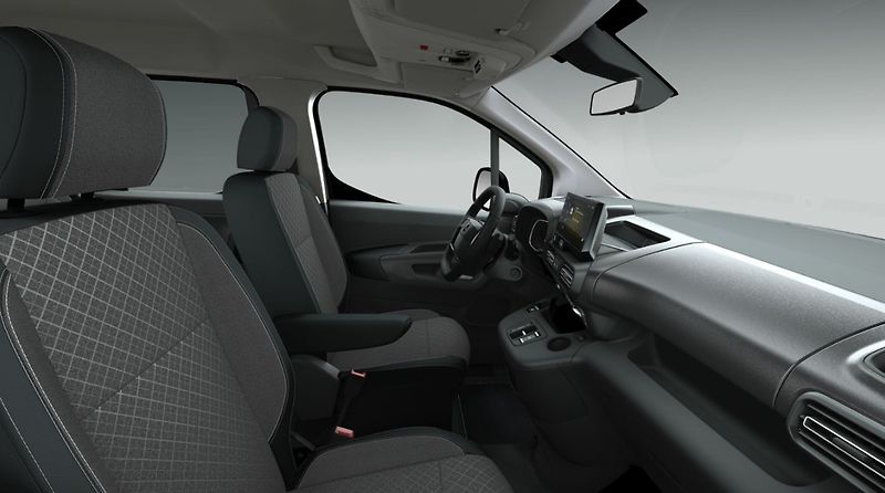 Opel Combo Eleg.Plus. L2-1,5 CDTi MT6 - fotka 9 z 14