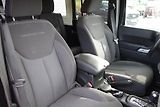 Jeep Wrangler Rubicon Unlimited 2.8CRD - náhled 16