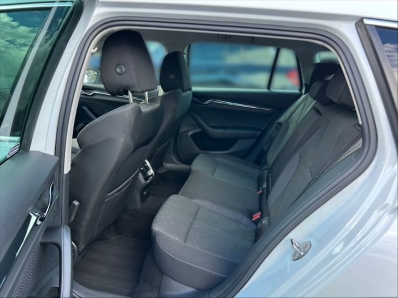 Škoda Octavia 2,0 TDI 85 Style - fotka 8 z 11