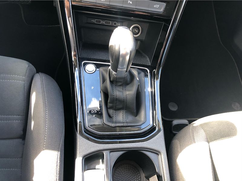 Volkswagen Touran 1,5 TSI - fotka 21 z 29