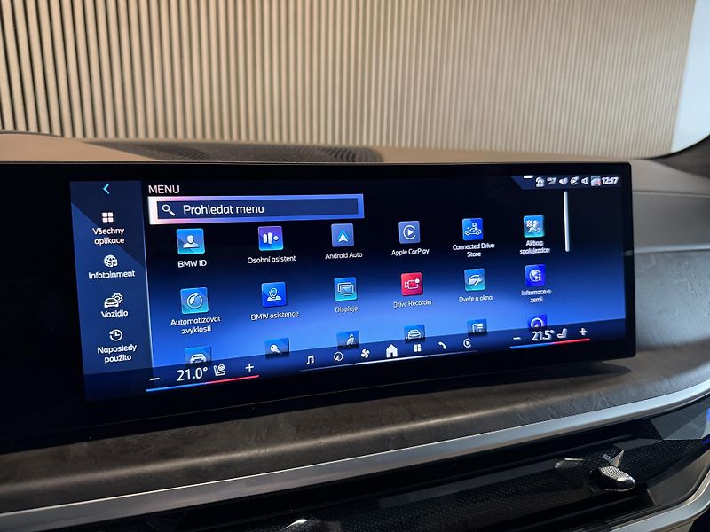 BMW X7 40d M Tažné Masáž Pano Záruka - fotka 32 z 48