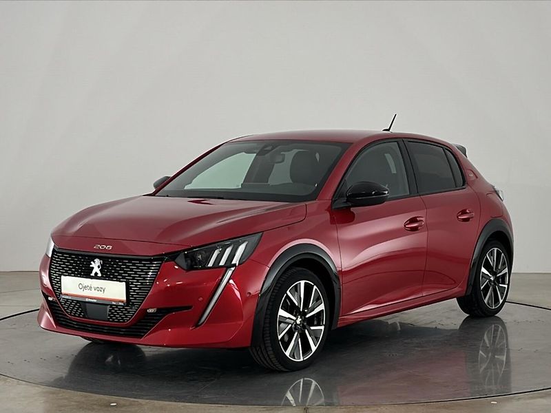 Peugeot 208 GT - fotka 1 z 28