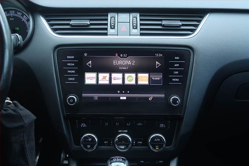 Škoda Octavia (2018) 1.6 TDI, Automat, Navi - fotka 12 z 24