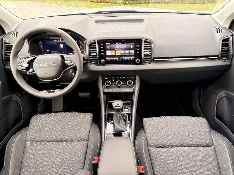 Škoda Karoq (2026) TSI 110 kW Top Selection - taž - fotka 8 z 29