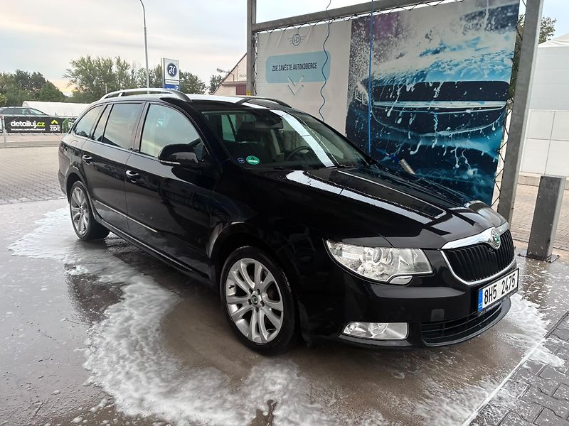 Škoda Superb (2010) - fotka 1 z 9