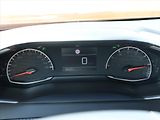 Peugeot 2008 1,2 PT 74kW CZ Klima ACTIVE - náhled 17