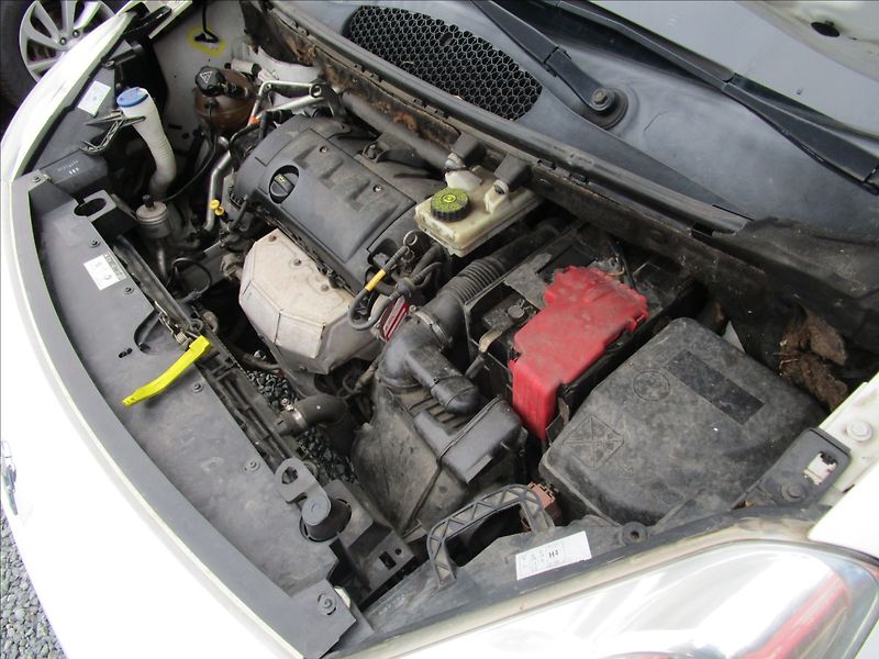 Peugeot Partner Tepee 1.6VTi  Klima - fotka 36 z 38