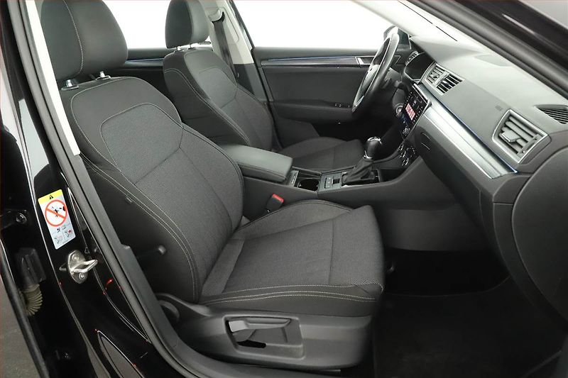 Škoda Superb (2020) Style 2.0 TDI, Automat, ČR - fotka 16 z 18