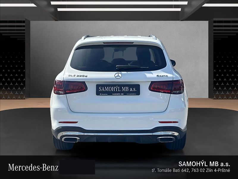 Mercedes-Benz GLC 220d 4MATIC AMG linie - fotka 4 z 13
