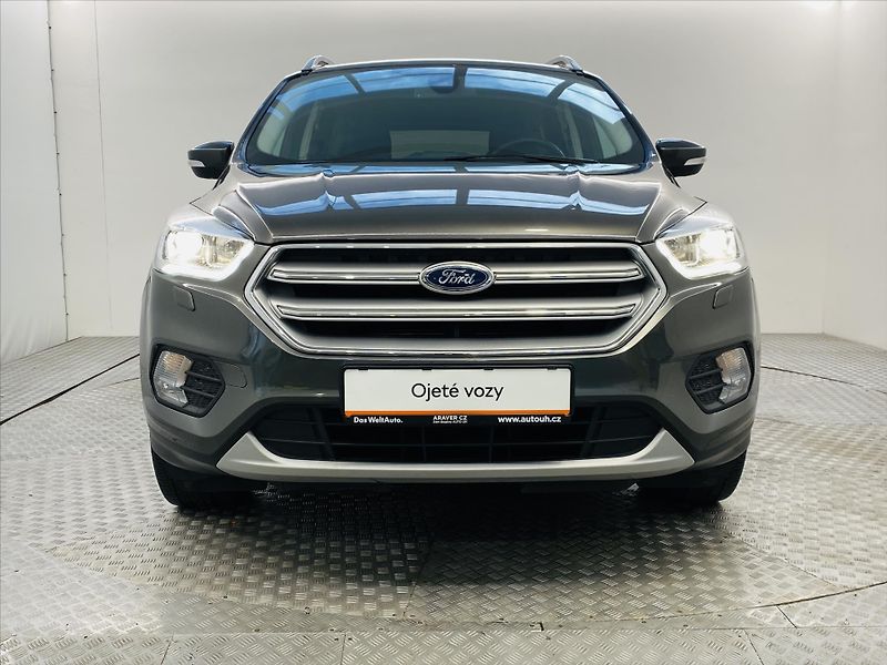 Ford Kuga 1,5 EcoBoost 110kW Titanium - fotka 4 z 25