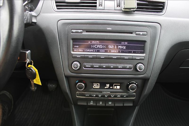 Škoda Rapid 1,6 TDi  DIG. KLIMA, STK 9/27 - fotka 19 z 23
