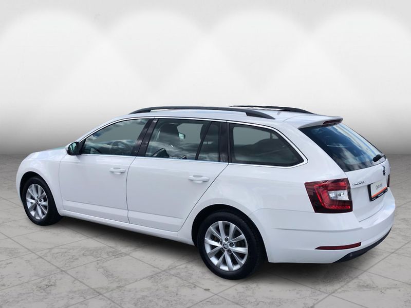 Škoda Octavia 1,4 TGI  STYLE - fotka 4 z 28