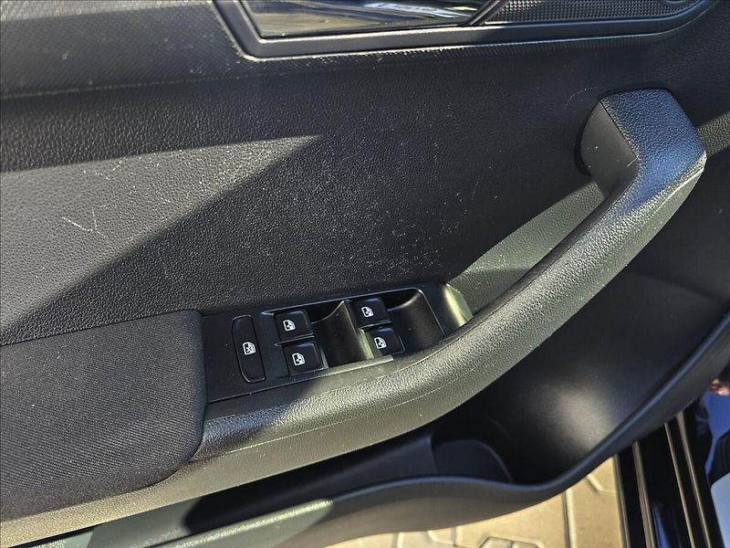 Škoda Fabia III 1,0TSi 81KW CLEVER STK - fotka 14 z 47