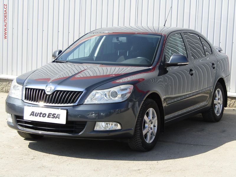 Škoda Octavia (2009) 1.4 TSi, ČR, Elegance - fotka 3 z 15