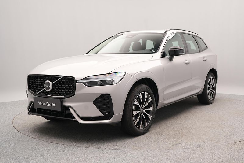 Volvo XC60 B5 AWD PLUS DARK CZ 1.maj - fotografie inzerátu