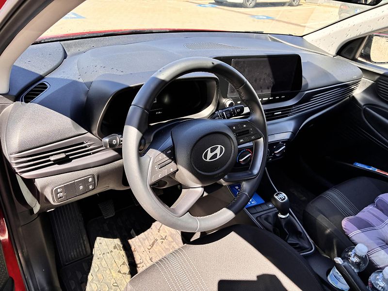 Hyundai i20 1.2i57kW SMART NAVIGACE       - fotka 9 z 13