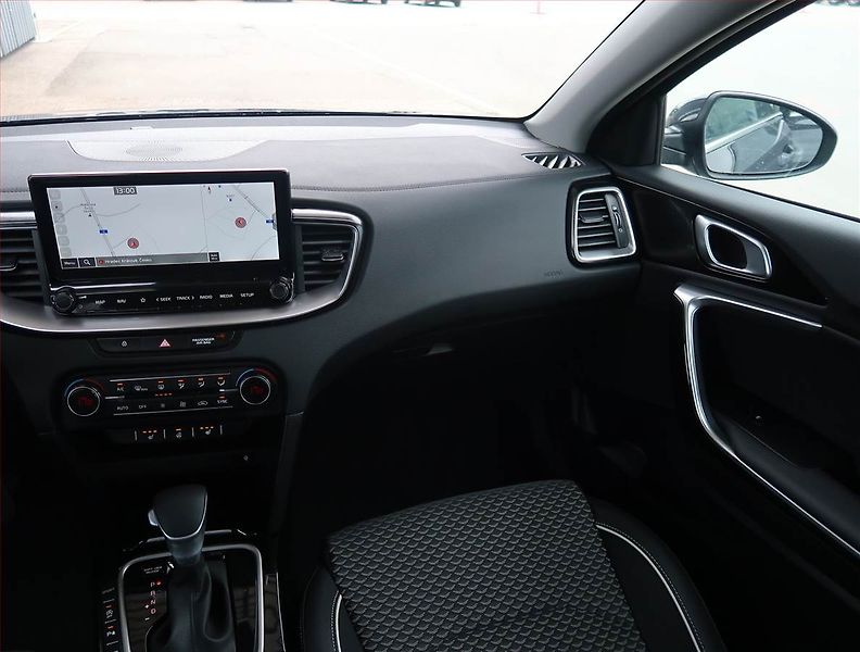 Kia XCeed (2026) 1.6 T-GDI, Ad. tempomat - fotka 8 z 24