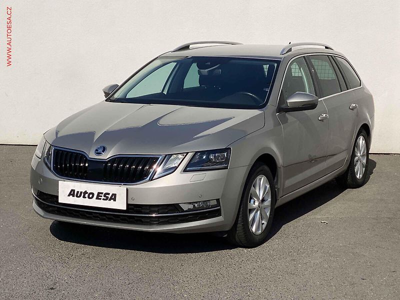 Škoda Octavia (2019) 1.5 TGi, Style, DSG, LED - fotka 3 z 19