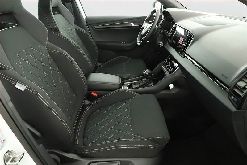 Škoda Karoq (2024) 2.0 TDI, Sportline, Navigace - fotka 7 z 16