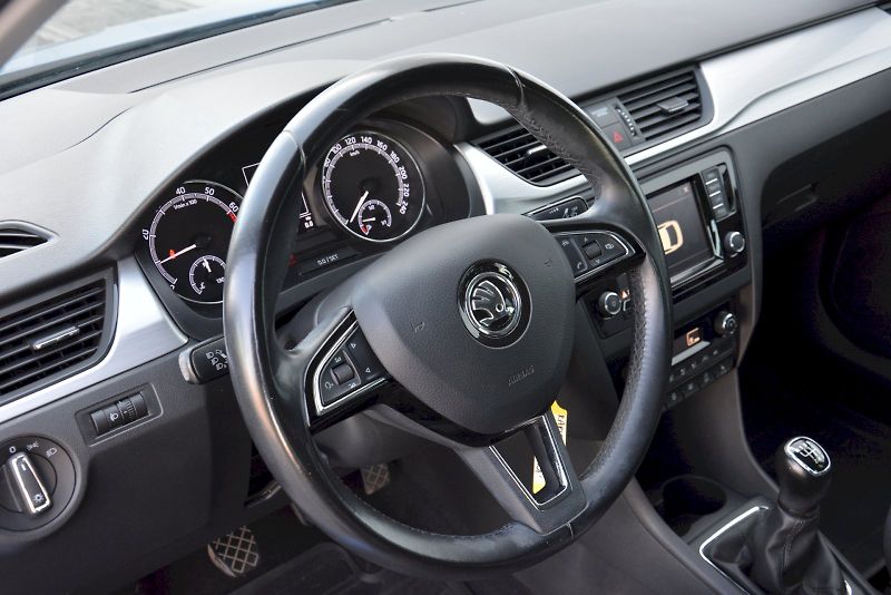Škoda Rapid (2018) 1.0 TSI 81 KW Ambition PLUS - fotka 6 z 23