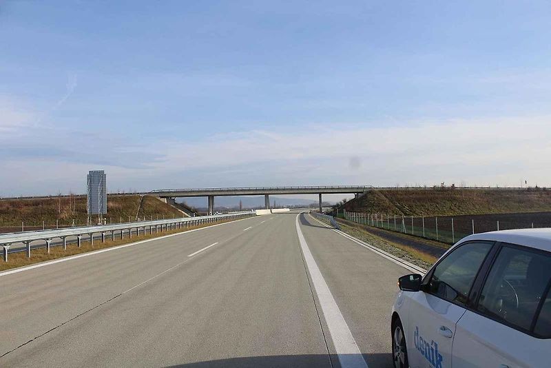 Dokončený úsek dálnice D49 od Hulína po mimoúrovňovou křižovatku u Martinic (prosinec 2024)