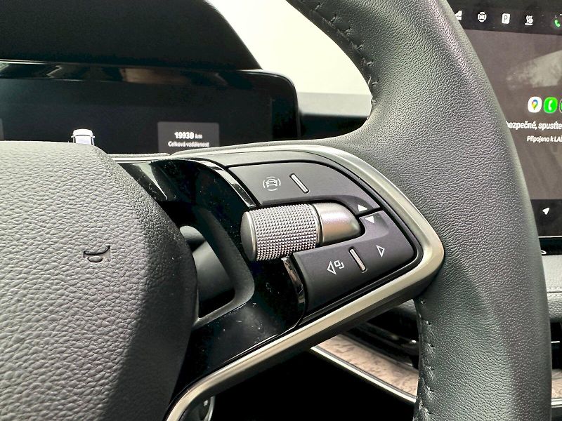 Škoda Superb (2024) 2.0 TDI 110kW L&K Combi DSG - fotka 12 z 26