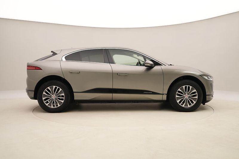 Jaguar I-Pace EV400 SE AWD AUT CZ - fotka 13 z 48