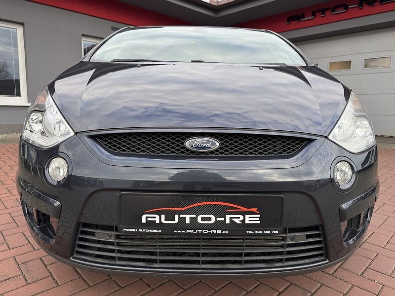 Ford S-MAX (2009) 2.0TDCi Navi 7Míst Tažné Z. - fotka 32 z 45
