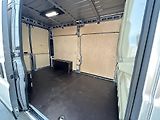 Peugeot Boxer (2025) 3300 L2H2  2,2 BlueHDi MAN6 - náhled 11