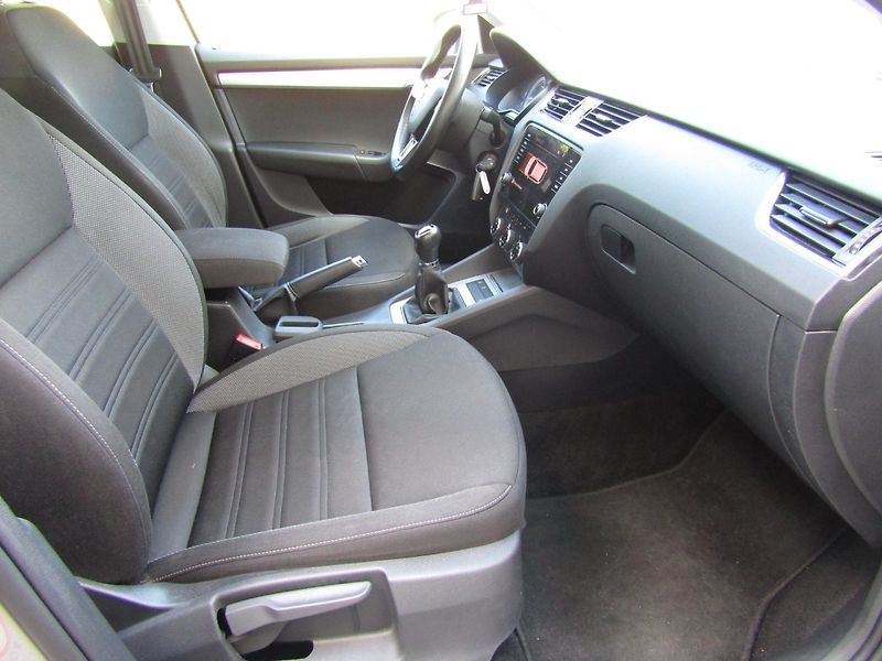 Škoda Octavia (2019) 1.0 TSI 85kW - fotka 27 z 41