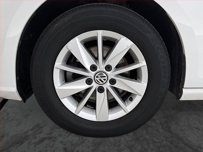 Volkswagen Golf (2017) Comfortline 1.0 TSI - fotka 14 z 16