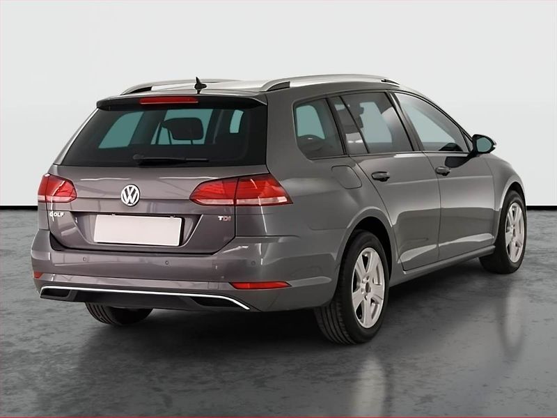 Volkswagen Golf (2018) Comfortline 1.6 TDI, Automat - fotka 5 z 21