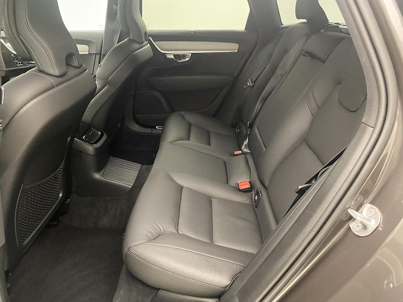 Volvo V90 T6 AWD RECHARGE DARK PLUS AUT - fotka 5 z 54
