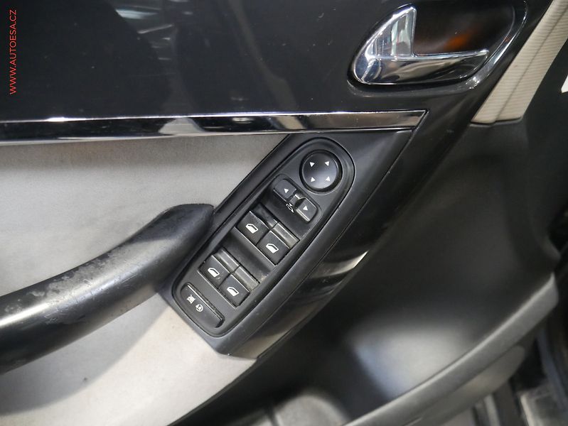 Citroën C4 Picasso (2009) 2.0HDi, AT, tempo - fotka 11 z 17