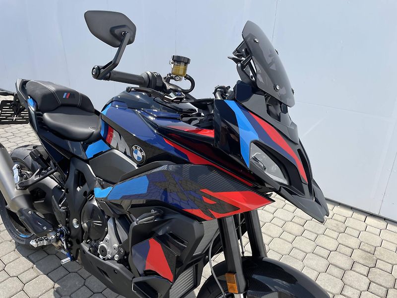 BMW M 1000 XR - fotka 4 z 12