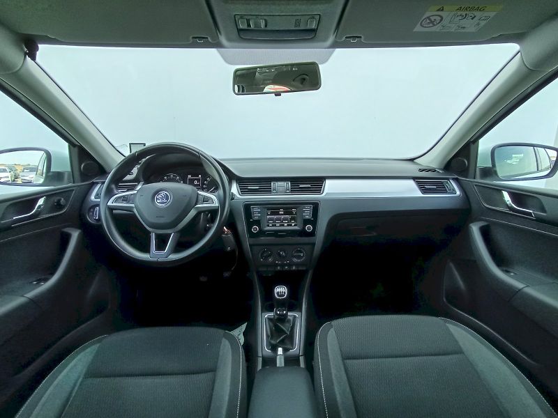 Škoda Rapid (2015) 1.2TSI 81KW AMBITION - fotka 9 z 30