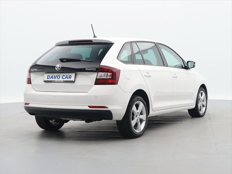 Škoda Rapid 1,2 TSI 81kW Style CZ - fotka 7 z 28