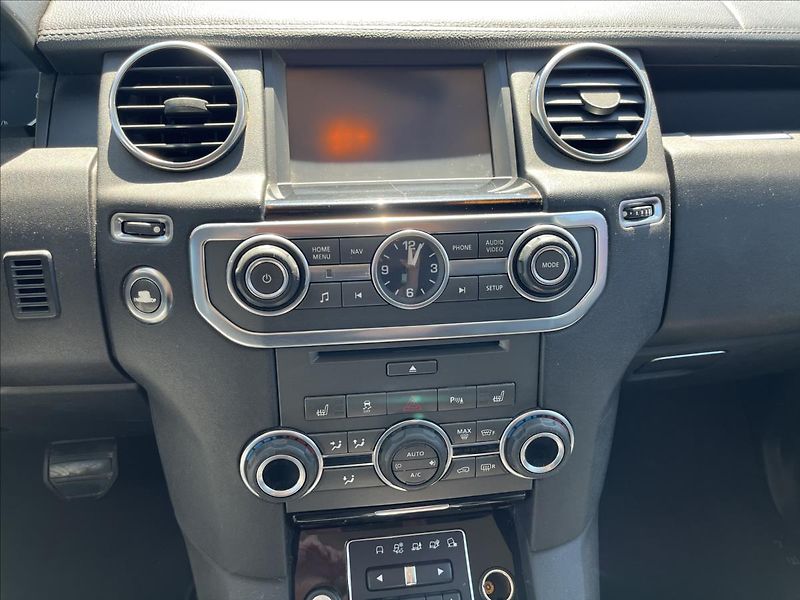 Land Rover Discovery 3,0 SDV6 7.MÍST 4x4 ROZVODY - fotka 16 z 44