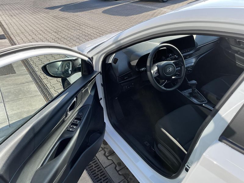 Hyundai i20 26 1,0 T-GDI DCT SMART - fotka 11 z 28