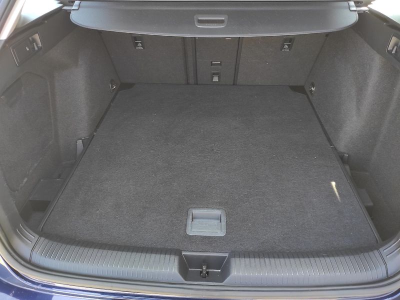 Volkswagen Golf 2,0TDi 110kW, Style, ČR, - fotka 47 z 59