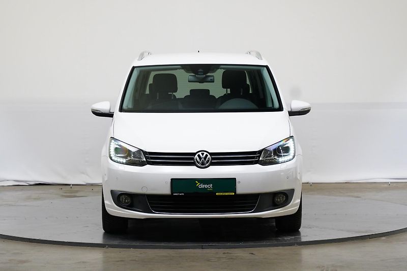 Volkswagen Touran - fotka 4 z 25