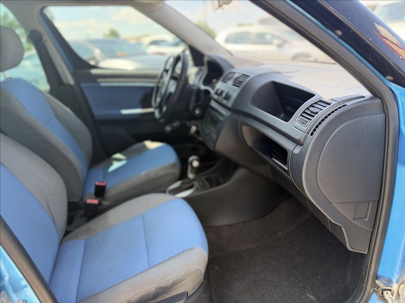 Škoda Roomster 1,6 i AUTOMAT - fotka 18 z 18