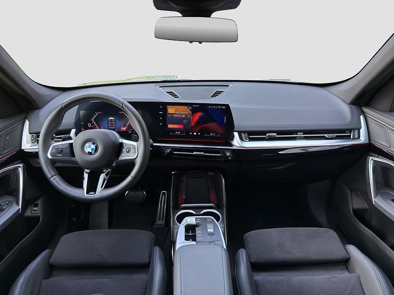 BMW X1 xDrive23i - fotka 4 z 21