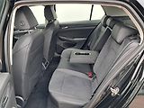 Volkswagen Golf (2024) STYLE 1.5 E-TSI / 85 kW DSG7 M - náhled 19
