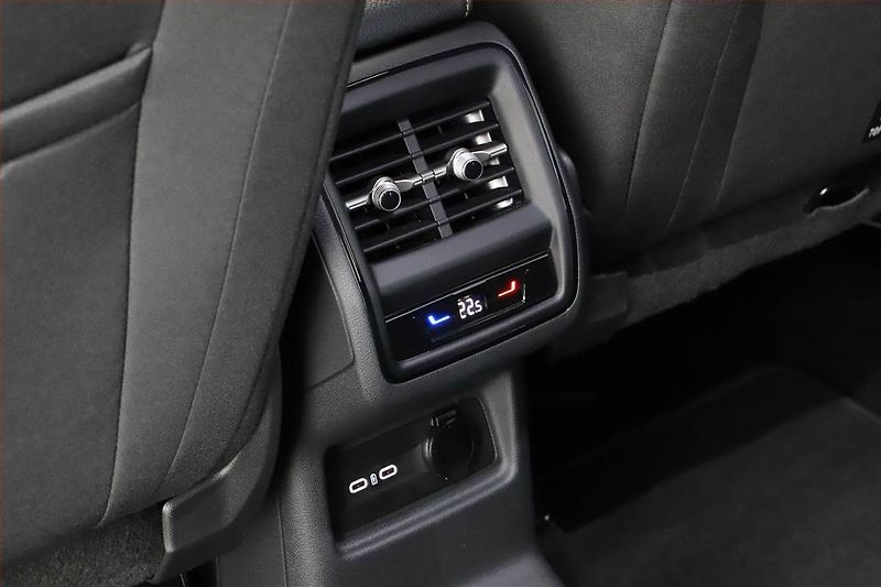 Škoda Kodiaq (2024) 2.0 TDI, Selection - fotka 18 z 22